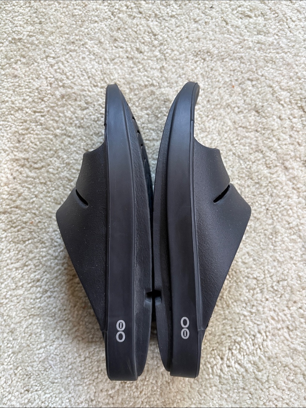 OOFOS Black Cushion Slide Sandals - Picture 6 of 12